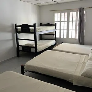  Inn Sencillas Colombia